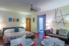 Sagamore Fantastic location in SoBe, Pool!
